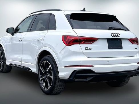 Certified 2025 Audi Q3 2.0T Premium Plus w/ Premium Plus Package AWD/4WD image 12
