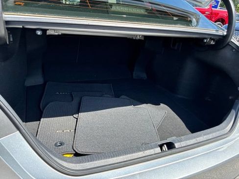 Used 2022 Toyota Camry LE FWD image 17