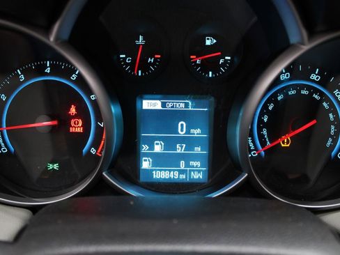 Used 2014 Chevrolet Cruze LS image 22