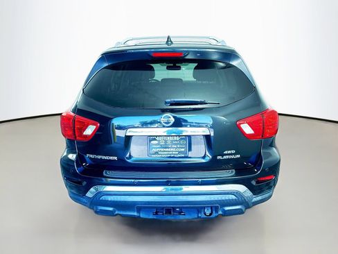 Used 2020 Nissan Pathfinder Platinum AWD/4WD image 6
