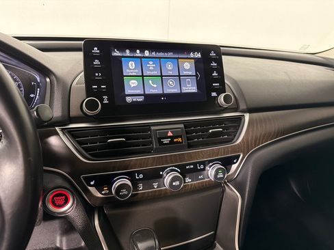 Used 2019 Honda Accord EX-L image 16