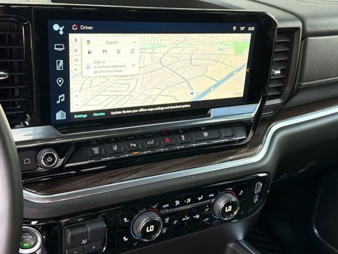 Used 2025 Chevrolet Silverado 2500 LT w/ Texas Edition image 24