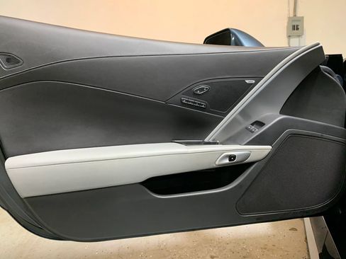Used 2019 Chevrolet Corvette Z06 RWD image 27