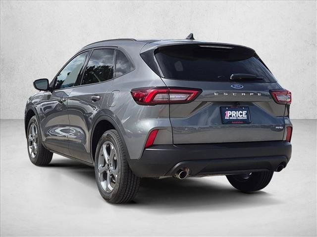 Used 2025 Ford Escape ST-Line AWD/4WD image 8