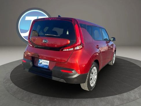 Used 2021 Kia Soul LX image 8