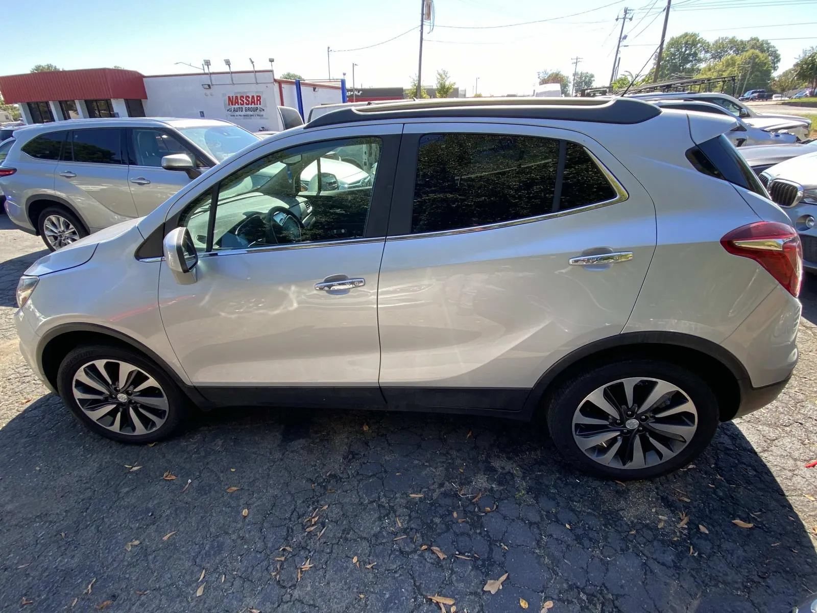 Used 2021 Buick Encore Preferred w/ Safety Package II AWD/4WD image 5