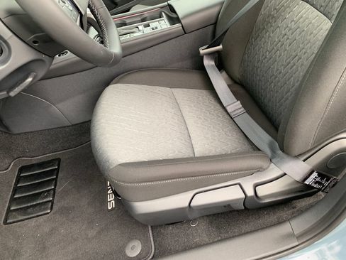 New 2026 Nissan Sentra SV w/ SV Convenience Package FWD image 19