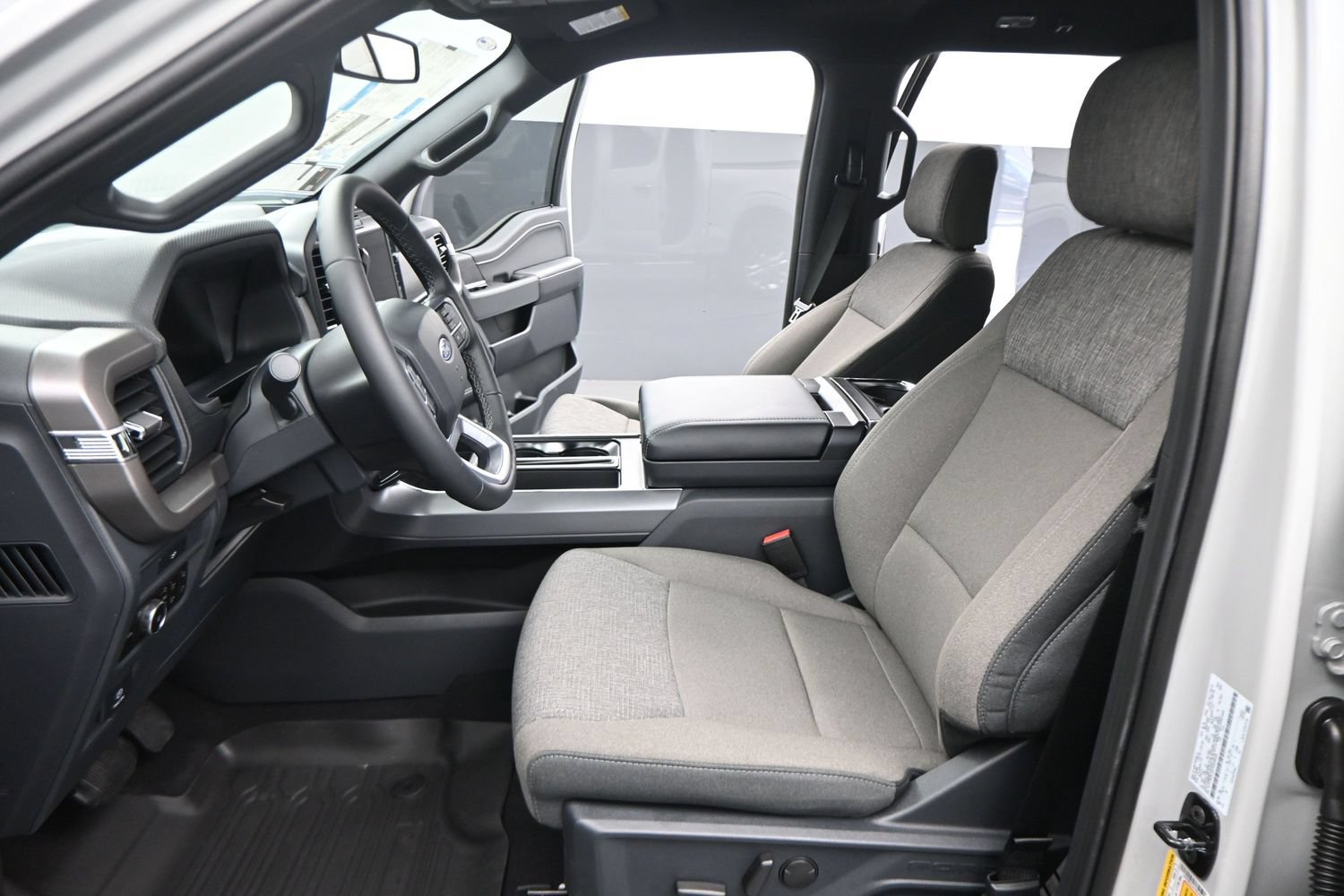 Used 2026 Ford F150 XLT w/ Equipment Group 302A MID AWD/4WD image 5