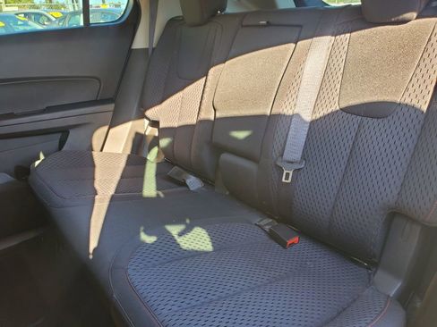 Used 2013 Chevrolet Equinox LS image 24