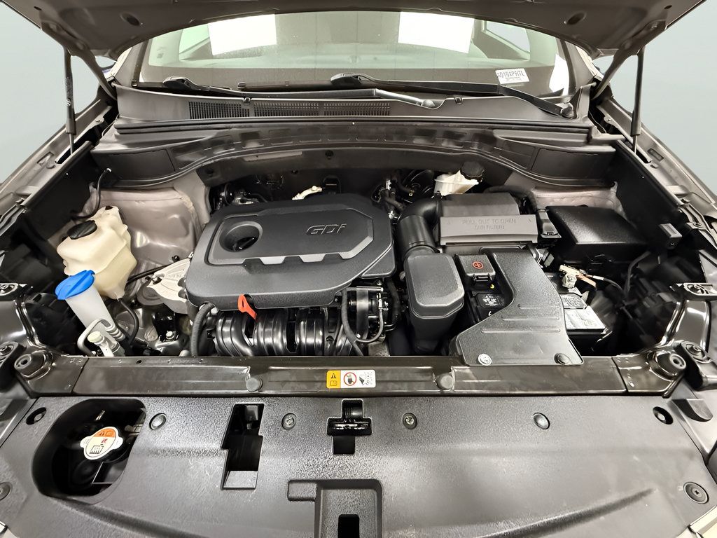 Used 2018 Hyundai Santa Fe Sport w/ 2.4L Value Package 02 FWD image 24