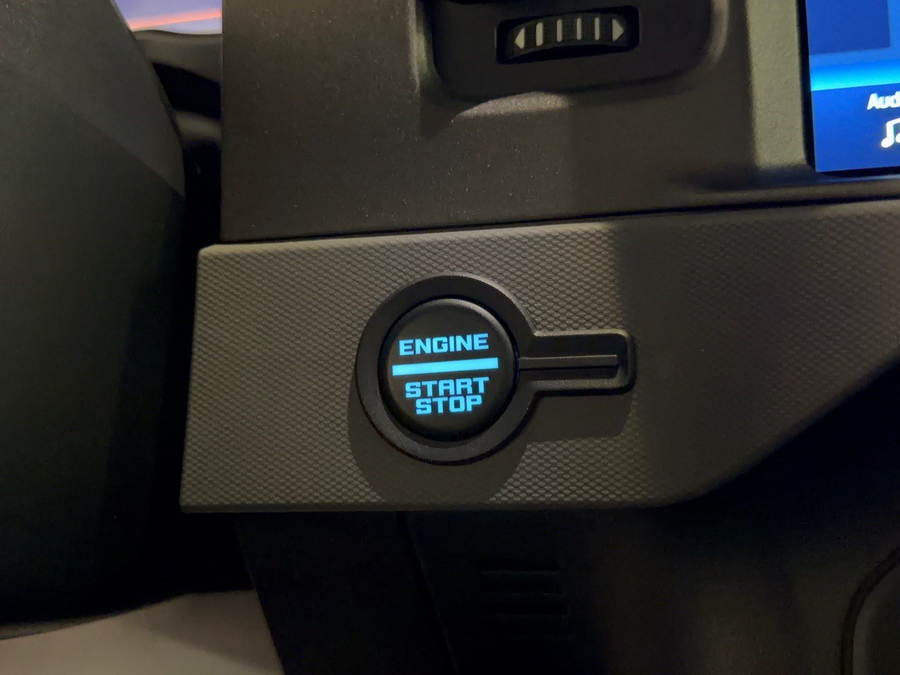 Used 2024 Ford Bronco Black Diamond AWD/4WD image 20