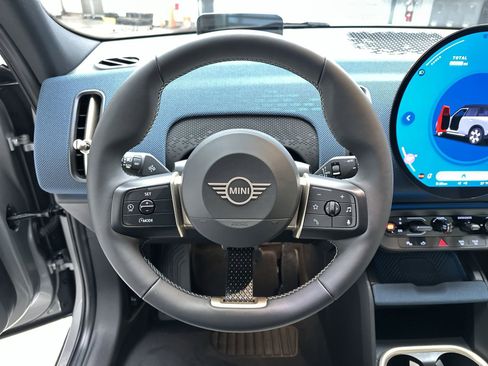 New 2025 MINI Cooper Countryman SE image 16
