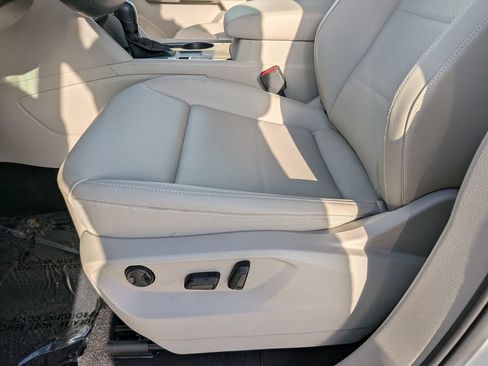 Certified 2023 Volkswagen Atlas SE FWD image 20