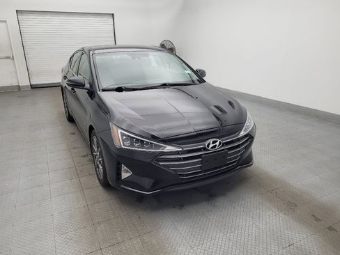 Used 2019 Hyundai Elantra Limited w/ Winter Weather Package image 15