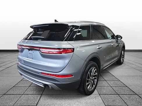 Used 2022 Lincoln Corsair AWD w/ Equipment Group 101A image 5