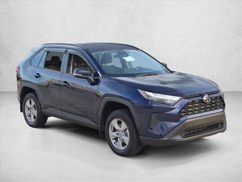 Used 2025 Toyota RAV4 XLE w/ Convenience Package FWD image 3