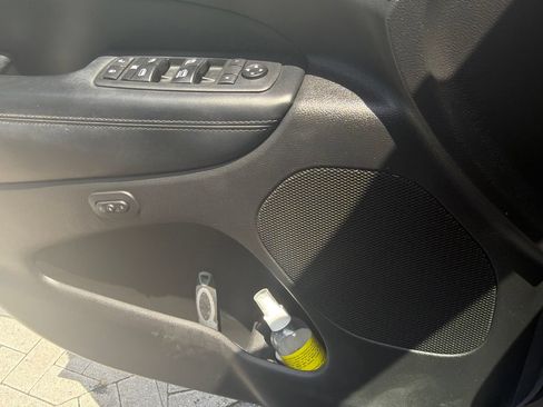 Used 2020 Jeep Grand Cherokee Limited RWD image 19
