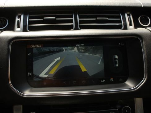 Used 2017 Land Rover Range Rover Long Wheelbase Supercharged image 35