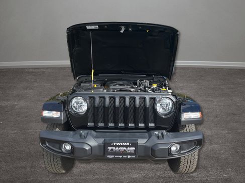 Used 2021 Jeep Wrangler Unlimited Sahara image 13