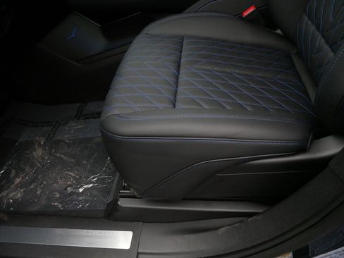 New 2025 Cadillac Escalade IQ Sport 1 image 18