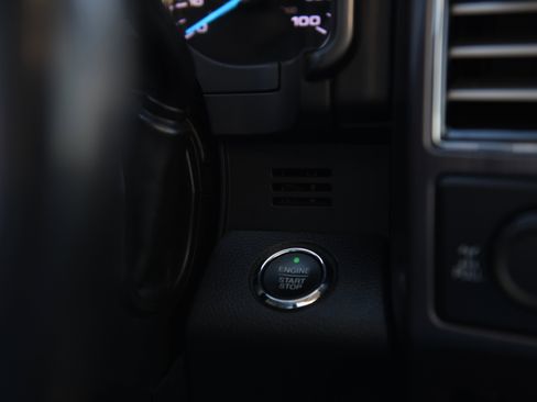 Used 2020 Ford F250 Limited image 28