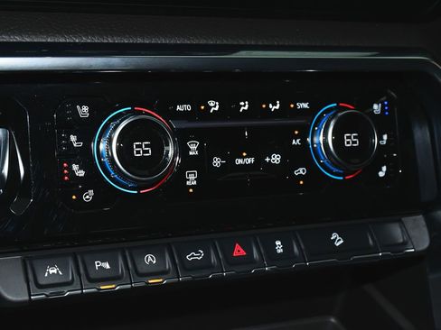 Used 2025 GMC Sierra 1500 Denali AWD/4WD image 29