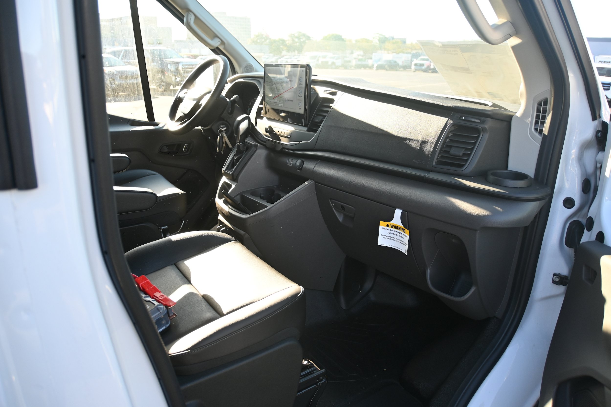 Used 2025 Ford Transit 350 w/ Exterior Upgrade Package RWD image 5