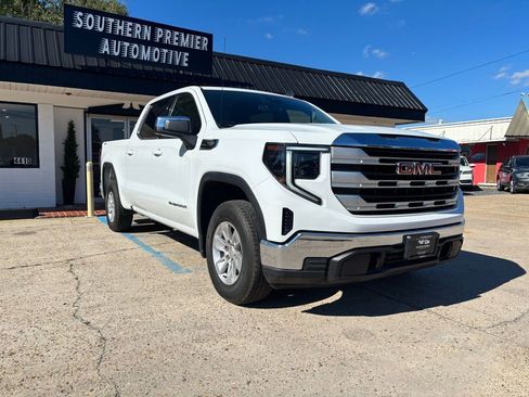 Used 2024 GMC Sierra 1500 SLE image 3
