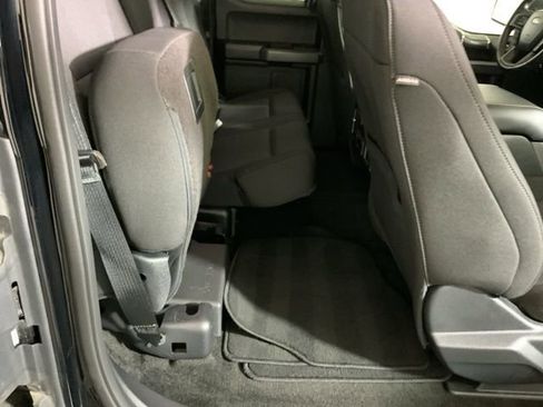 Used 2018 Ford F150 XLT w/ Equipment Group 302A Luxury image 38