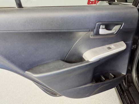 Used 2014 Toyota Camry SE FWD image 10