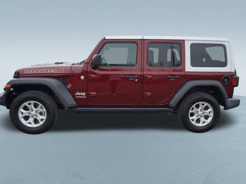 Used 2021 Jeep Wrangler Unlimited Islander image 4