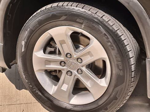 Used 2023 Honda Pilot LX image 9