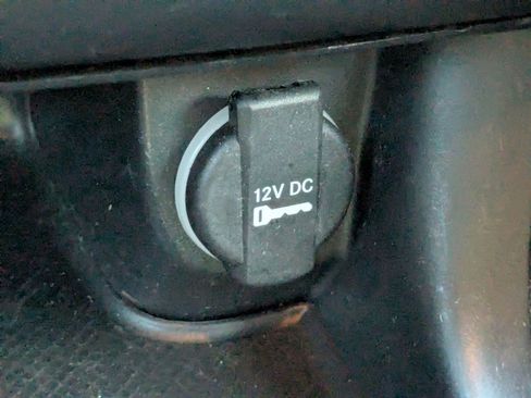 Used 2018 Dodge Charger SXT Plus image 25