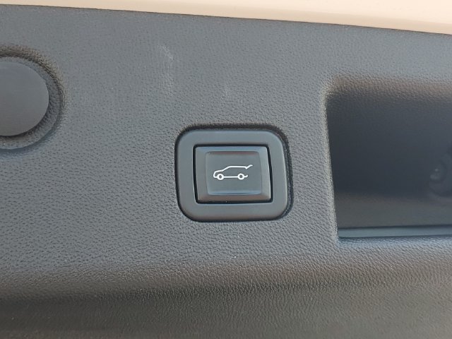 Certified 2022 Chevrolet Equinox LT AWD/4WD image 9