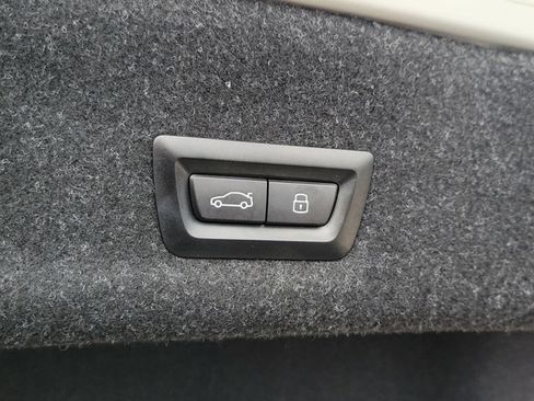 Used 2023 BMW M3 Competition AWD/4WD image 32