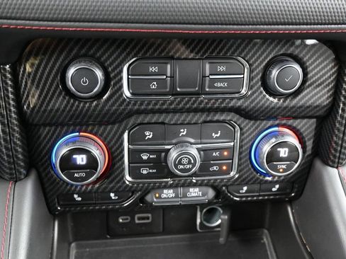 Used 2022 Chevrolet Tahoe RST w/ Sport Performance Package RWD image 29