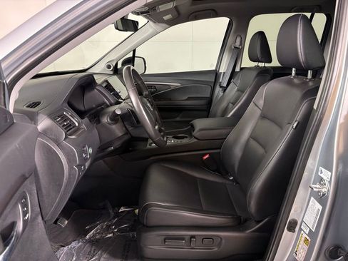 Used 2025 Honda Ridgeline RTL image 15