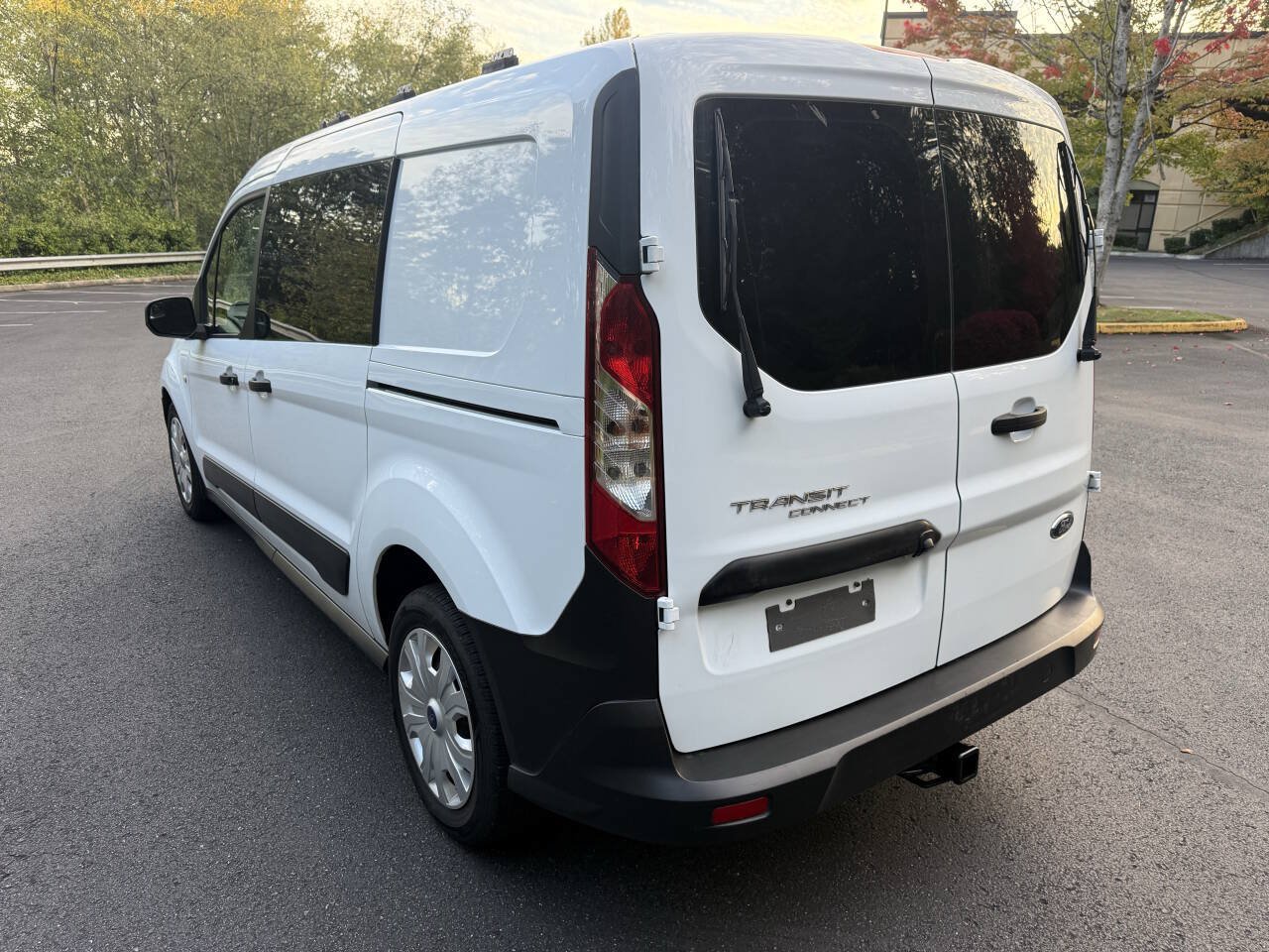 Used 2019 Ford Transit Connect XL FWD image 3