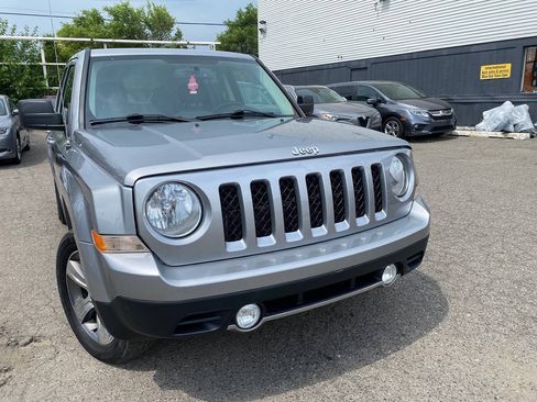 Used 2016 Jeep Patriot High Altitude AWD/4WD image 4