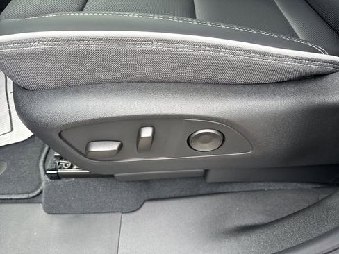 New 2026 GMC Sierra EV Elevation image 16