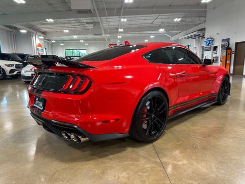 Used 2021 Ford Mustang Shelby GT500 w/ Technology Package RWD image 7