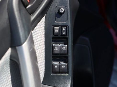 Used 2018 Subaru Forester 2.5i Premium image 12