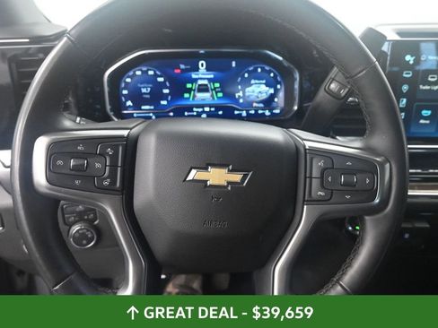 Used 2025 Chevrolet Silverado 1500 LT image 39