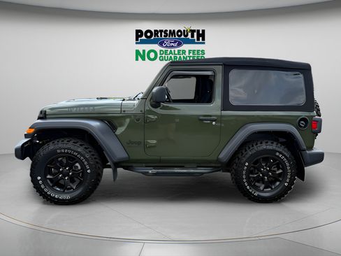 Used 2021 Jeep Wrangler Sport AWD/4WD image 2