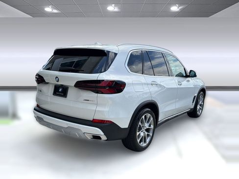 Used 2026 BMW X5 xDrive40i image 9