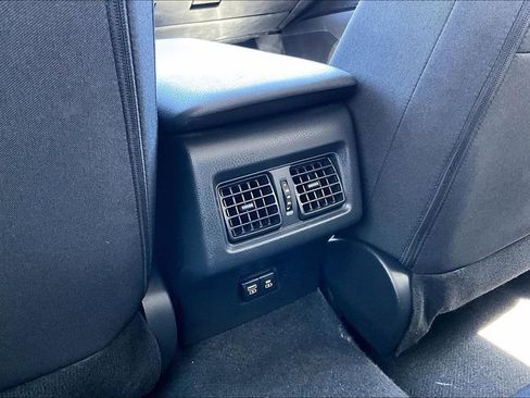 Used 2025 Toyota Camry LE FWD image 10