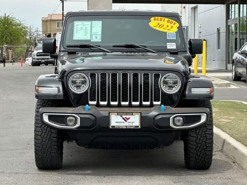 Certified 2022 Jeep Wrangler Unlimited Sahara AWD/4WD image 9