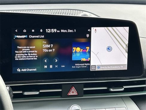 Used 2024 Hyundai Elantra Limited image 23