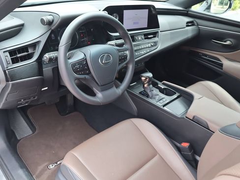 Used 2023 Lexus ES 300h w/ Premium Package FWD image 22