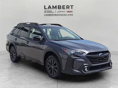 Used 2025 Subaru Outback Onyx Edition AWD/4WD image 7